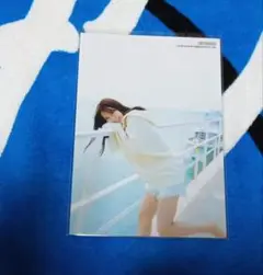 【i☆Ris】しゃべるグラビア 芹澤優カバー版 サイン入りブロマイド付き 2025年最新】芹澤優 写真集の人気アイテム - メルカリ