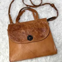 【未使用級】シュヴァルエレ 花柄 カービングレザーショルダーバッグ