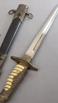 値下げ中！！【日本海軍短剣 模造刀】金装飾入り・専用箱付き m26124461500_1.jpg?1751277300