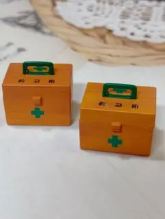 ✙ミニチュア 救急箱と医薬品セット 2箱セット ❤プレゼント付き