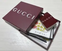GUCCI メンズハンカチーフ　日本限定　花柄