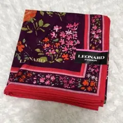 LEONARD レオナール　花柄 ハンカチ 未使用