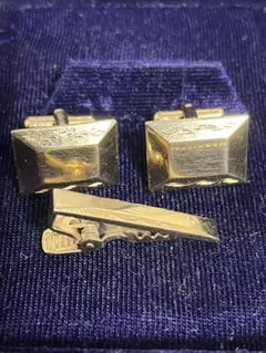 K18 GF 金メッキ カフリンクスとタイバーセット