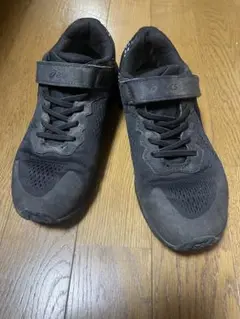 アシックス　23センチ　スニーカー