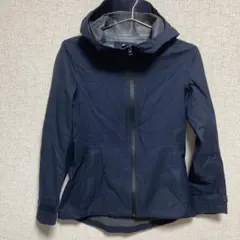 ユニクロ ブロックテックパーカー Sサイズ