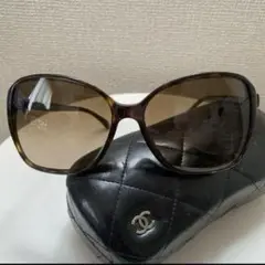 直営店購入 CHANEL リボンサングラス ブラウン
