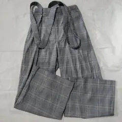 GU 肩紐付きパンツ