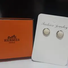 エルメス HERMES エクリプス ピアス(ホワイト×シルバー/アッシュ)
