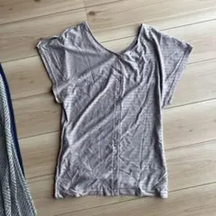 新品未使用　ZAZIE ベージュ ノースリーブ Tシャツ ボタン付き