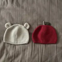 クマ耳とリンゴ型ベビー帽子セット