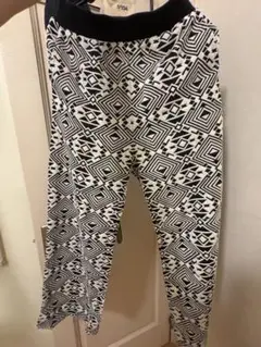 Item thumbnail for item 78706a3e-c7a9-4339-8edb-8909de804b92