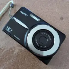 SANYO DSC-X1260 デジタルカメラ