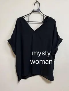 mysty woman 黒 Vネック ボタン付き シャツ