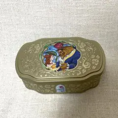 美女と野獣 空き缶