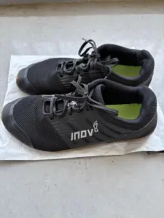 【美品】Inov-8 イノヴェイト トレーニングシューズ BARE 25cm Amazon | [イノヴェイト] トレーニングシューズ 軽量 薄底 幅広