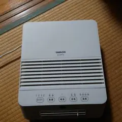 壁掛け温風ヒーター
