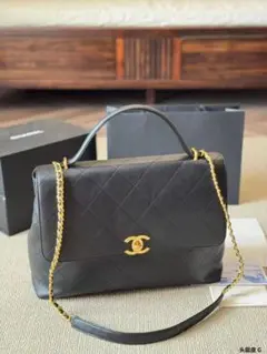 CHANEL ブラックレザー ショルダーバッグ