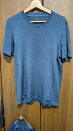 ユニクロ クルーネック Tシャツ