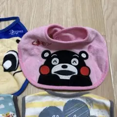 新品未使用　スタイ　よだれかけ　くまモン　ピンク