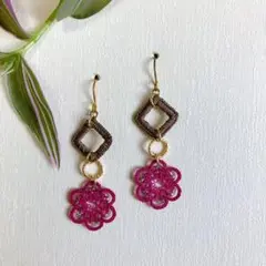 ✳︎ お花のタティングレースとスクエアピアス134