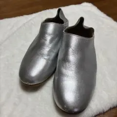 シルバー レザー スリッポン