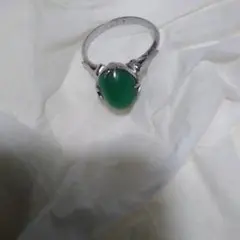 緑色オーバルストーンシルバーリング