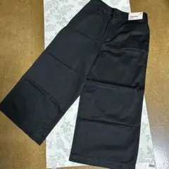 ユニクロ ＊ タグ付未使用品　ワイドパンツ　黒