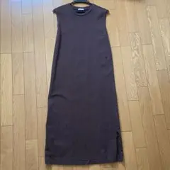 GU ワンピース　無地　ブラウン