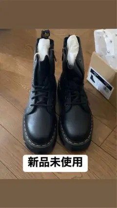 Dr.Martens JADON PISA 8ホール