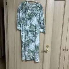 PINORE 葉柄プリント 七分袖ワンピース　✨お値下げ✨
