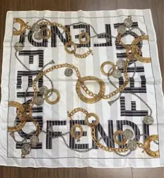FENDI スカーフ
