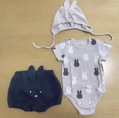 petit main 【miffy 】 総柄半袖ロンパース×耳つき帽子セット