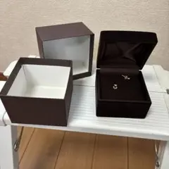 ピアス