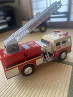 TONK トンカ ハシゴ車 レスキュー隊 消防車 梯子車 ホビー 車 Big ladder fire truck! Tomica Shaking water! Big Fire Engine