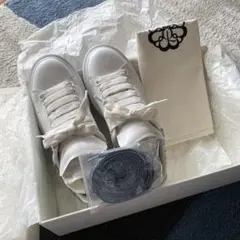 Alexander McQUEEN スニーカー 37.5 白色