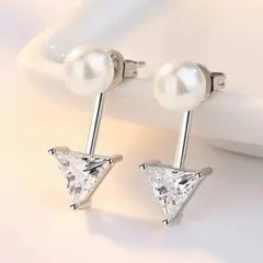 ホワイトパールEレディースピアス