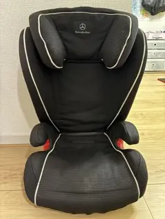 Item thumbnail for item 6aeb5aa7-2783-4e72-8e64-579b47156d8c