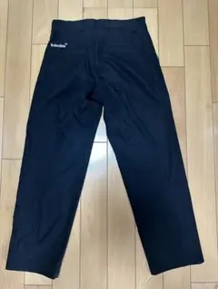 broken base スラックスパンツ