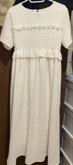 ポップコーンホワイトフリルワンピース Fサイズ