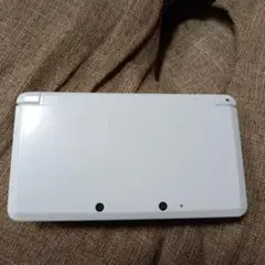ニンテンドー3DS アイスホワイト