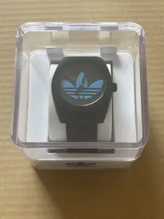 adidas 時計 アディダス ブラック 腕時計 箱付き 美品 ほぼ未使用
