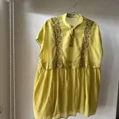 relume イエロー 刺繍入りシャツ