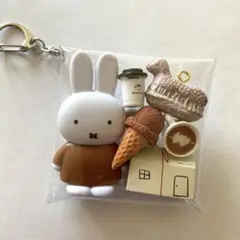 [ガチャ詰めポーチ]