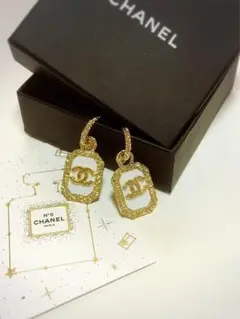 ピアス