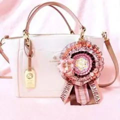 ハンドメイド　痛ロゼットバッグチャーム