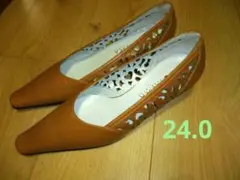 Item thumbnail for item d68eb2d3-3d2f-4146-af4d-10f0820e347c