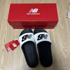 New Balance スライドサンダル ホワイト/ブラック