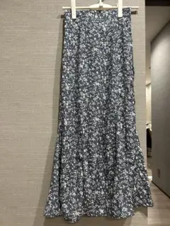 花柄スカート