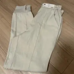 新品　GU パンツ