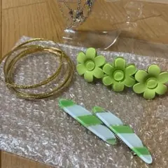 バレッタ2種と　ブレスレット　アンクレット